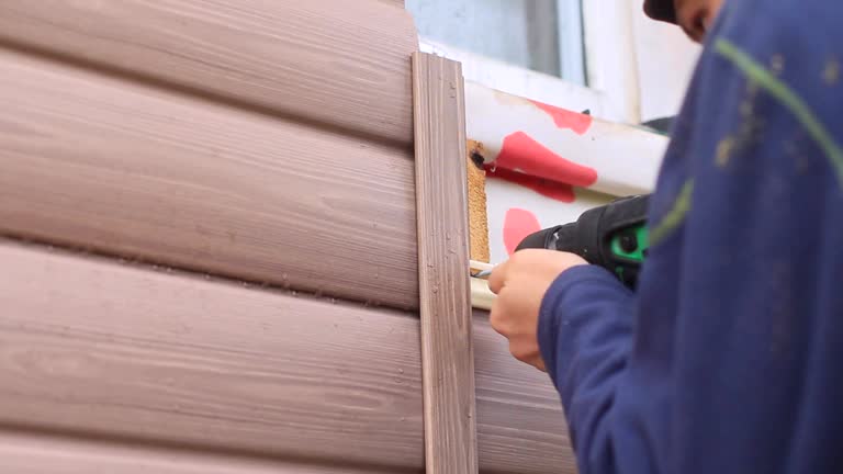 Best Wood Siding Installation  in Vandenberg Village, CA